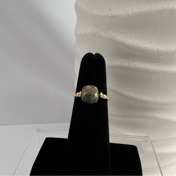 LABRADORITE Gemstone Gold wire Wrap Ring - Picture 14 of 14